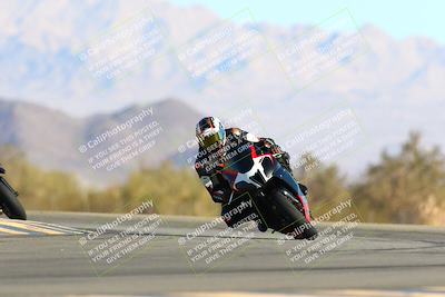 media/Jan-09-2022-SoCal Trackdays (Sun) [[2b1fec8404]]/Turn 14 (10am)/